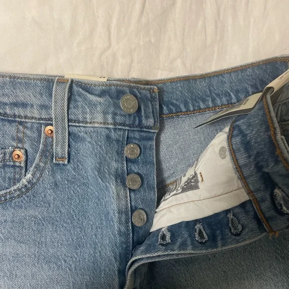 NWT Levi's 501 Denim Shorts